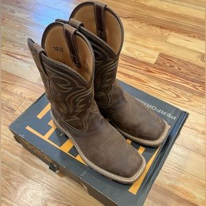 Ariat Hybrid Rancher Waterproof Western Boot